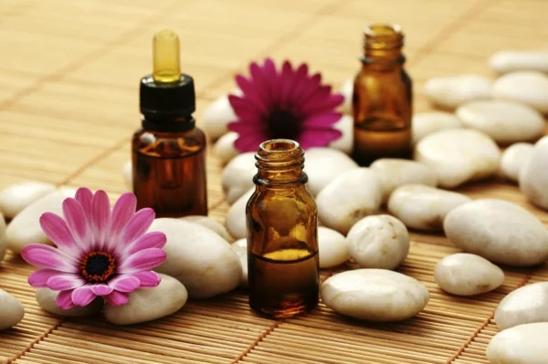 Ätherische Öle Wirkung aromatherapie flusssteine