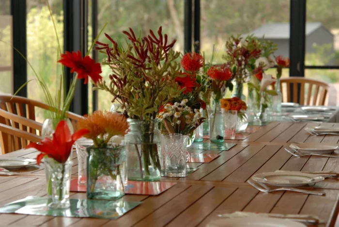 festliche Tischdeko Weihnachten mit Blumen
