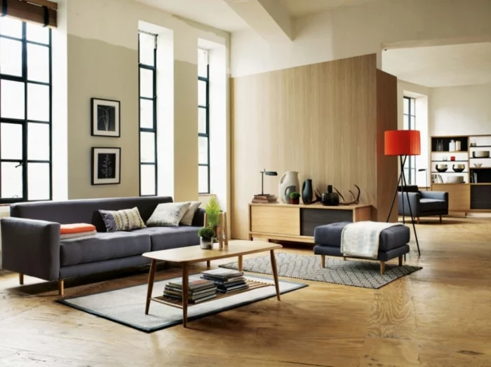 wohnzimmer einrichten ideen graues sofa bodenbelag holzoptik