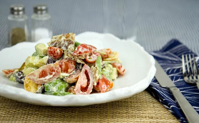 ketogene diät gesunde fette fettsäuren low carb rezepte salate