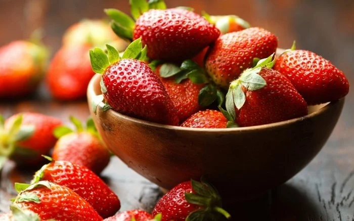 erdbeeren naehrwerte sorgen fuer unsere gesundheit