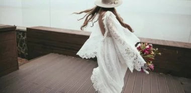 Brautkleider im Boho Stil: Der heißeste Trend für Ihre Hochzeitsfeier!