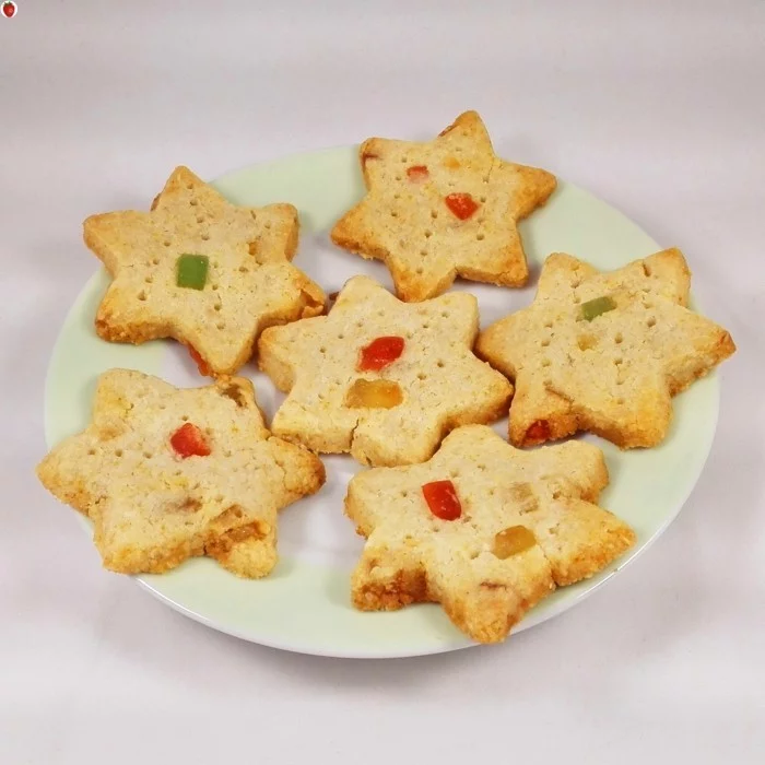 vegan backen einfache kekse sterne getrocknete fruechte