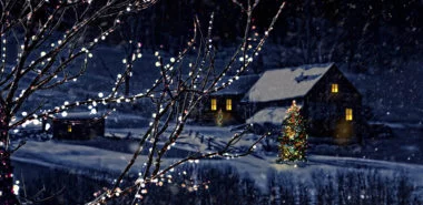 Weihnachtsbeleuchtung außen – lassen Sie Haus und Garten festlich leuchten