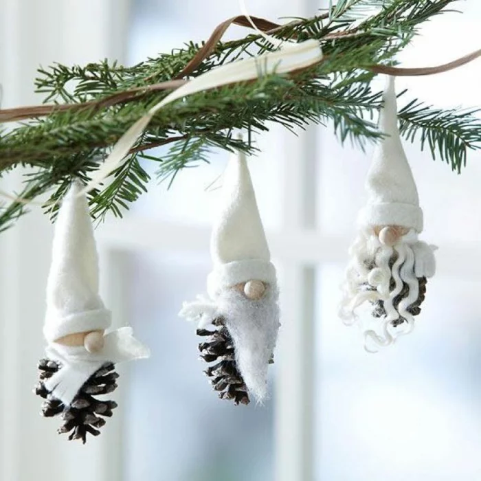 baseln mit zapfen zu weihnachten zwerge christbaumschmuck selber machen