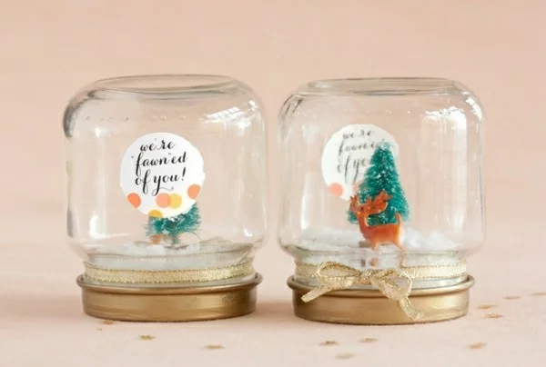 tannenbaumfiguren geschenke aus dem glas weohnachtsgeschenke