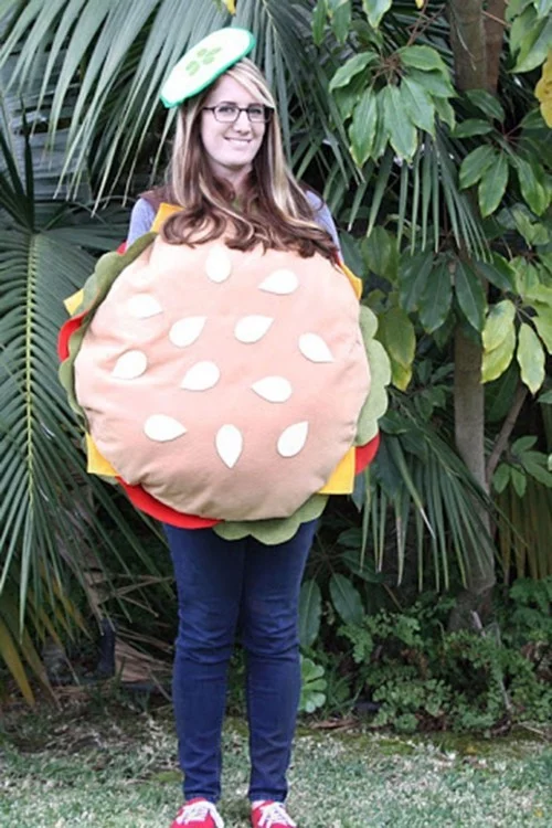 wie Hamburger gekleidet lustige Halloween Kostüme