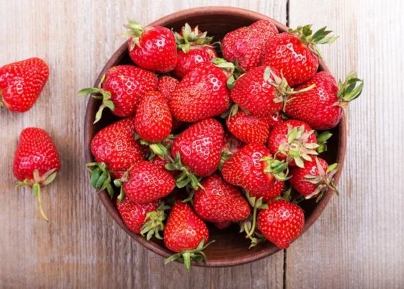 Rezepte mit Rhabarber und Erdbeeren Frühlingsrezepte  Streuselkuchen