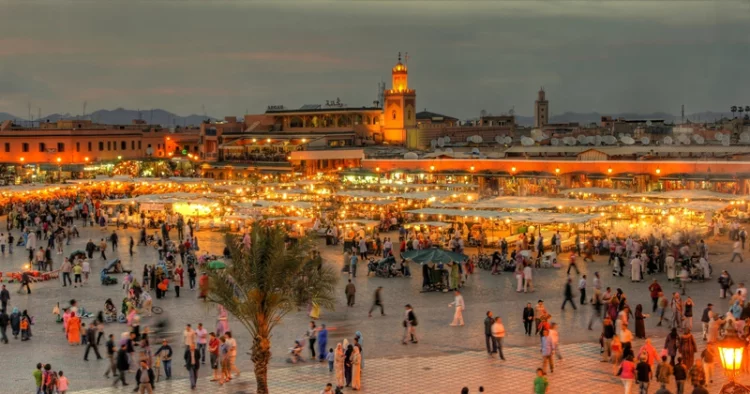 Reiseziele 2020 südländische Exotik Marktplatz in Marokko Marrakesch