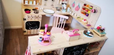 Kinderspielküche selber bauen - DIY Anleitung und wichtige Tipps
