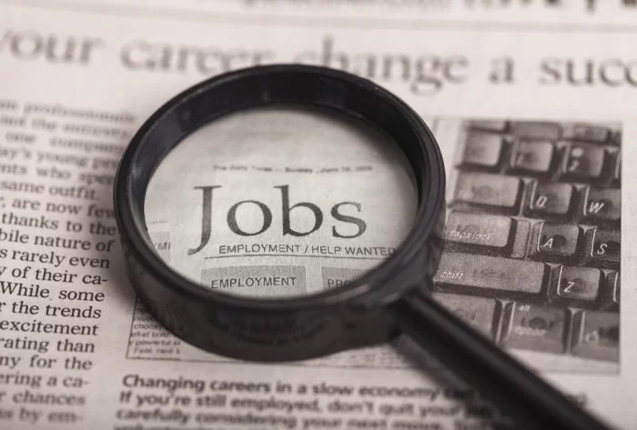 Job Suche leicht gemacht mit diesen Top Tipps jobs suchen in linkedin und zeitungen