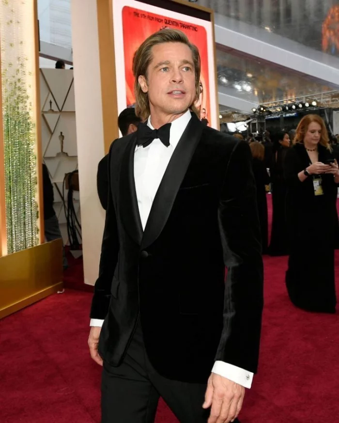 Oscars 2020 Brad Pitt allein ohne Begleitung auf dem Roten Teppich