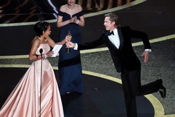 Oscars 2020 Publikumsliebling Brad Pitt Oscar-Preis als bester Nebendarsteller  