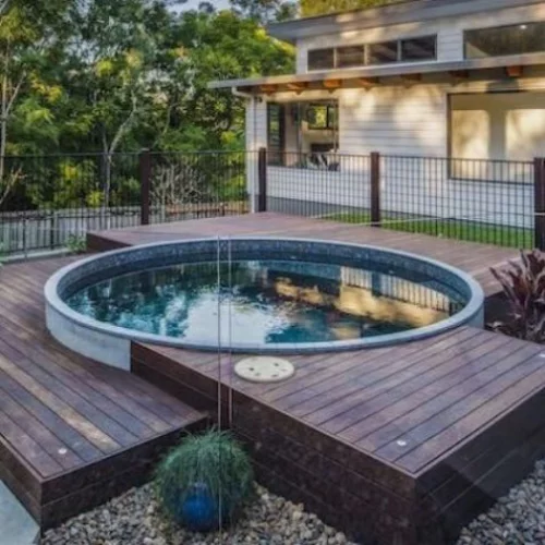 Runde Gartenpools perfekte runde Form Schwimmbecken im Hinterhof Deck aus Holzplatten