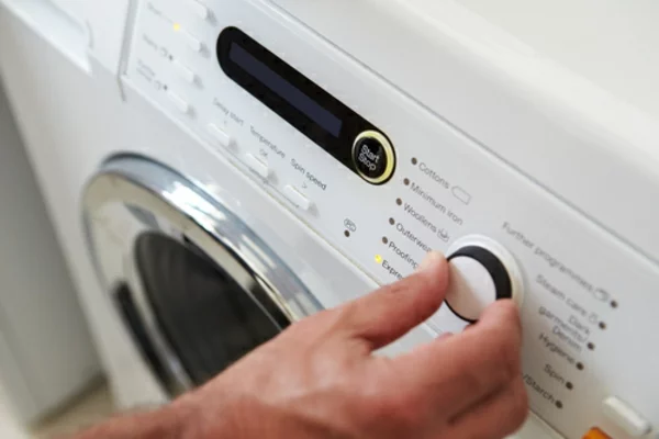 Gardinen in der Waschmaschine waschen Tipps und Tricks