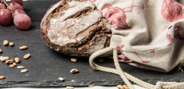 Brotbeutel nähen: Ein Brotbeutel aus Leinen hält das Brot länger frisch