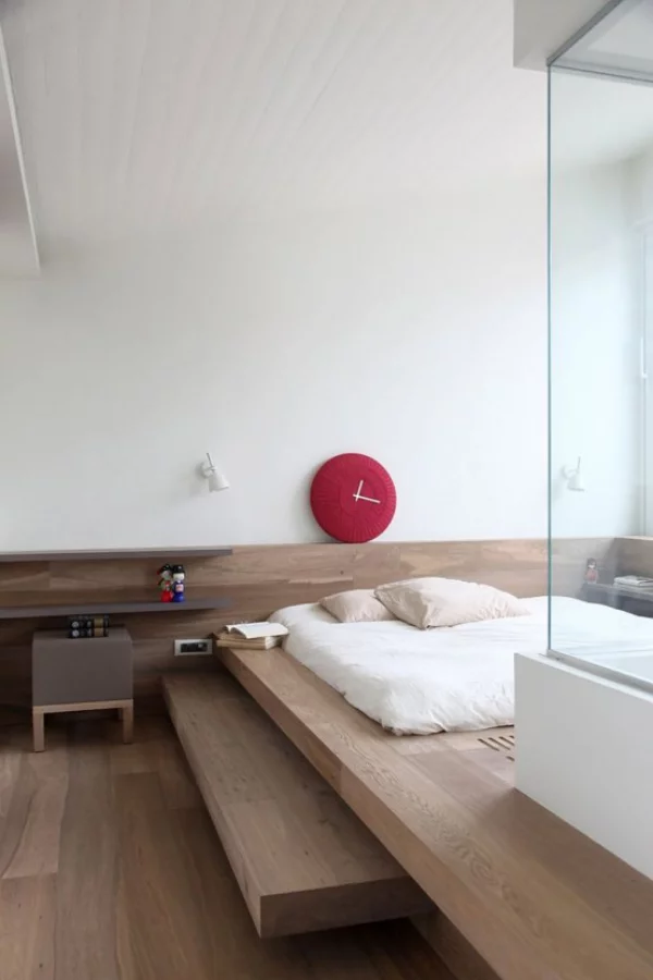 Schlafzimmer minimalistisch einrichten helles Holz einfaches Design Schlafbett