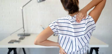 Was hilft gegen Nackenschmerzen? - Probieren Sie diese 6 Übungen!