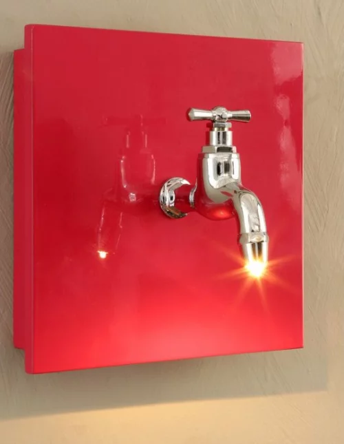 Extravagante Wandleuchten Wandlampe in Form von Wasserhahn rote Basis ausgefallenes Design