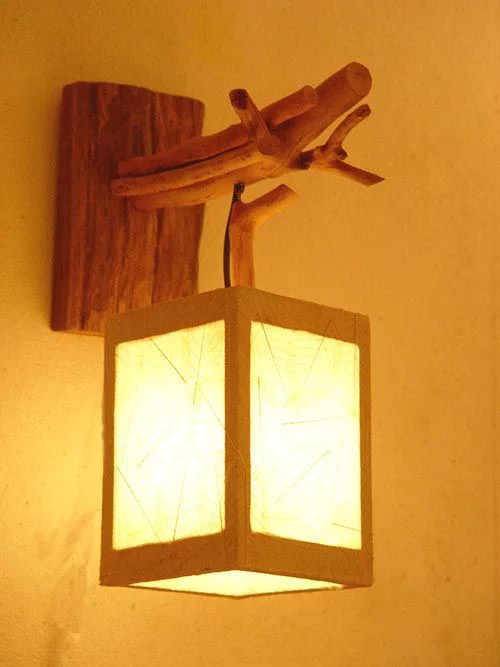 Extravagante Wandleuchten klassisches Design im Landhausstil Wandlampe aus Holz