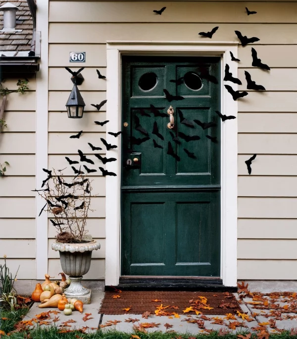 Fledermaus basteln mit Kindern zu Halloween – 50 bezaubernde Ideen und Anleitungen eingang vorgarten deko fledermäuse ideen