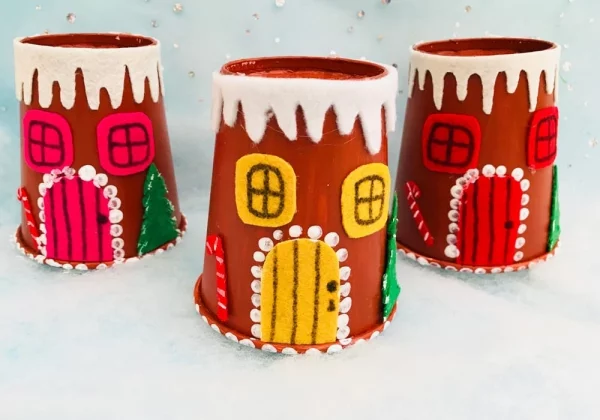 Lebkuchenhaus basteln zu Weihnachten – festliche Ideen, Rezept und Anleitung papierbecher upcycling kinder bastelideen