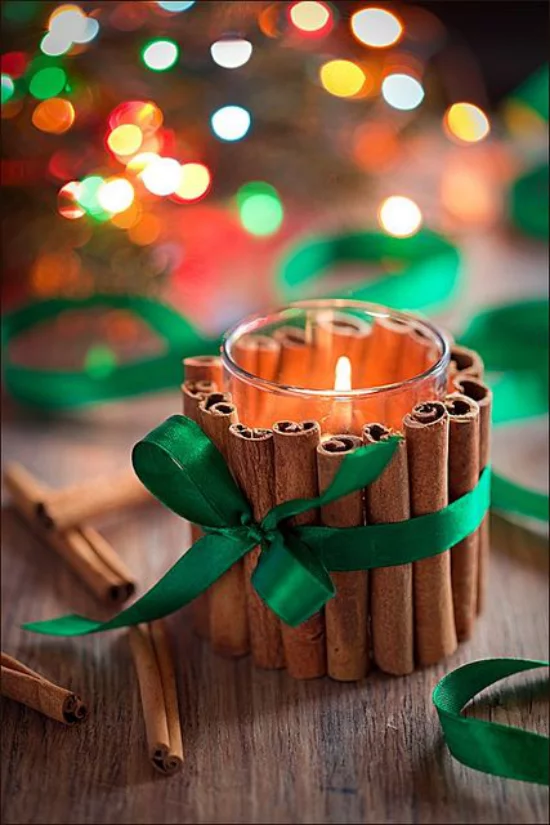Weihnachsdeko 3 Must-Haves Kerze im Glas mit Zimtstangen dekoriert