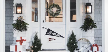 Weihnachtsdeko vor der Haustür – Ideen und Tipps für mehr festliche Stimmung