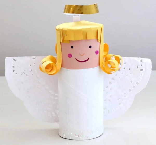 Basteln mit Toilettenpapierrollen zu Weihnachten – kreative Upcycling Ideen und Anleitung engel basteln diy