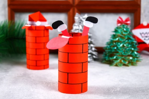 Basteln mit Toilettenpapierrollen zu Weihnachten – kreative Upcycling Ideen und Anleitung lustige szene schornstein weihnachtsmann