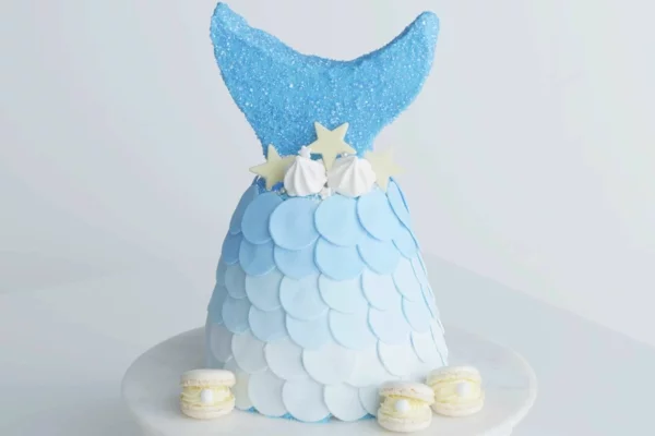 blau weisse meerjungfrau torte selber machen
