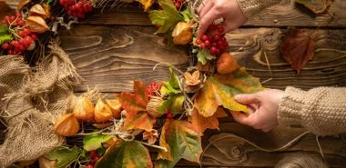 Basteln zum Herbst mit Naturmaterialien aus dem Garten oder Park