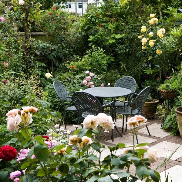 Moderne Gartengestaltung Gartentisch Gartenmöbel Set