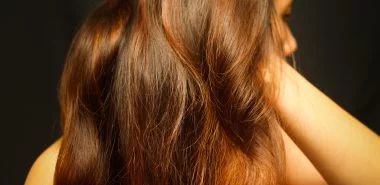 Haare mit Henna färben - 3 trendige Nuancen und andere hilfreiche Tipps