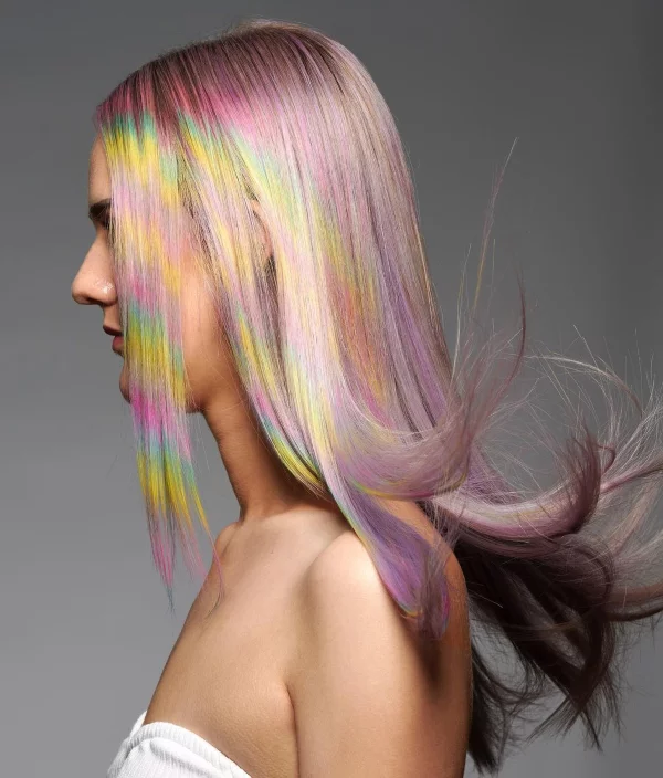 Holographic Hair – die Holo Technik ist Farbtrend Nr. 1 hübsche lange haar glanz