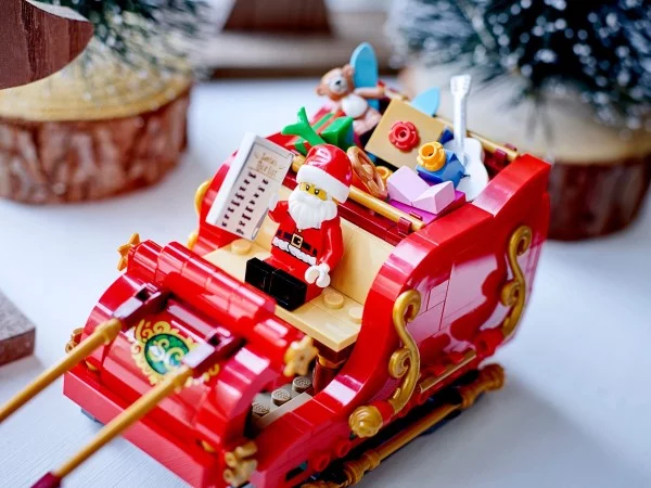 LEGO Weihnachten Sets 2021 – coole Geschenkideen für Kinder schlitten des weihnachtsmanns 40499