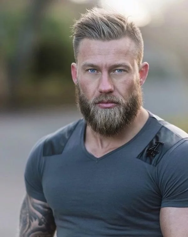 Welche Bartfrisuren stehen im Jahr 2022 ganz oben auf der Liste Viking Bart