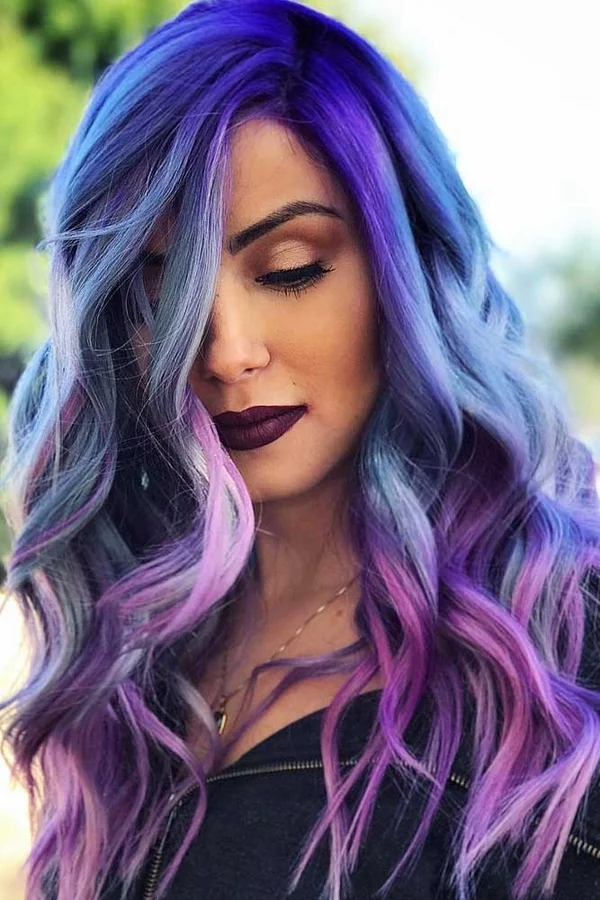 blau lila Haarfarbe neuste Haartrends Ombre Färbung
