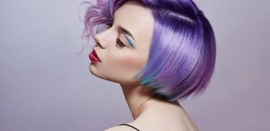 Very Peri Haarfarbe – Pantone Farbe des Jahres 2022 geht auch als Frisur