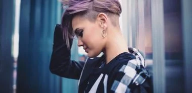 Fasson Haarschnitt für Damen – probieren Sie eine rebellische Fade Frisur aus