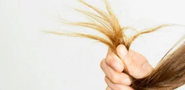 Trockene Haarspitzen vorbeugen oder behandeln - Diese 6 Tipps werden Ihnen dabei helfen!