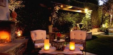 Moderne romantische Sitzplätze im Garten für echten Lebensgenuss!