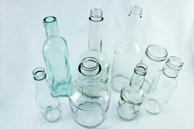 glasflaschen upcycling ideen flaschen farbig machen