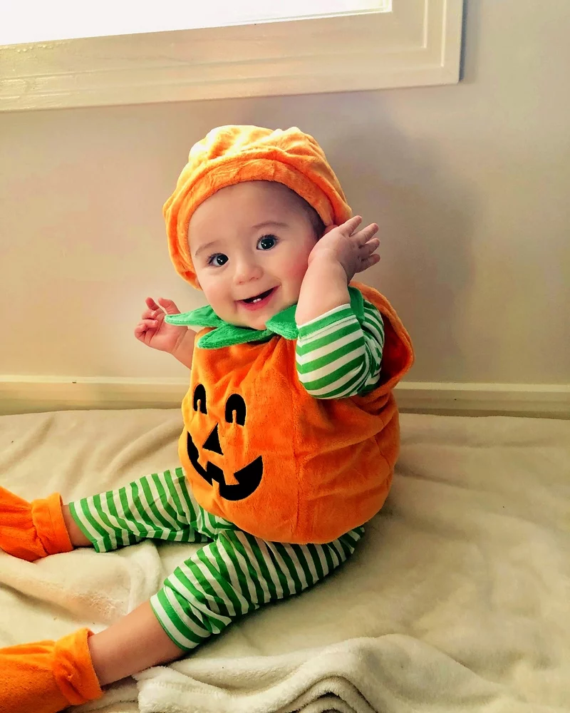 Baby Kuerbis-Kostuem zum Halloween anfertigen