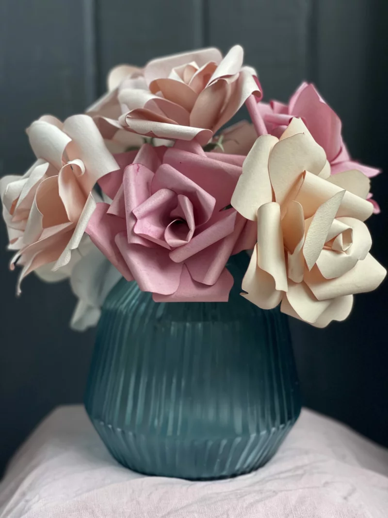 einfache rosen aus papier basteln